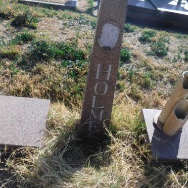 HOLMES Eric Leslie 1919-1983 &amp; Catharina Wilhelmina HUMAN 1918-1995