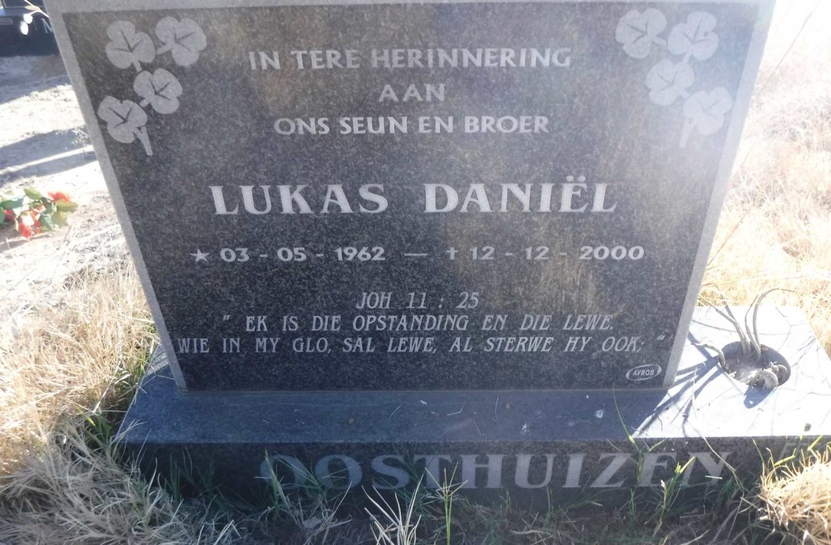 OOSTHUIZEN Lukas Daniel 1962-2000