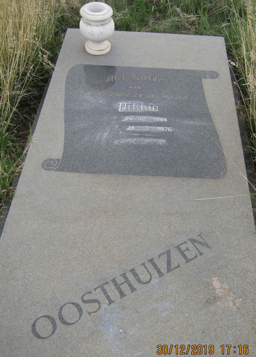 OOSTHUIZEN Pikkie 1944-1976