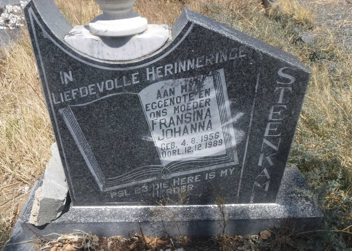 STEENKAMP Fransina Johanna 1956-1989