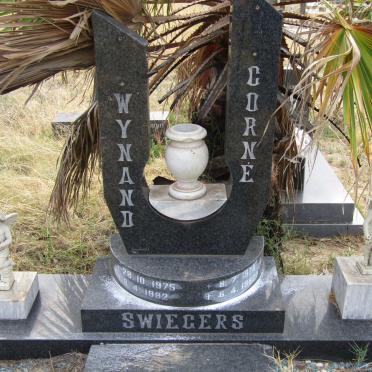 SWIEGERS Corné 1974-1982 :: SWIEGERS Wynand 1975-1982