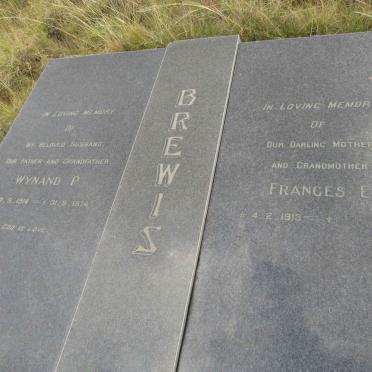 BREWIS Wynand P. 1914-1974 & Frances E. 1913-