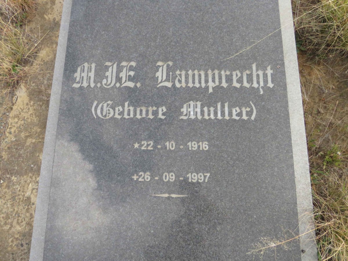 LAMPRECHT M.J.E. nee MULLER 1916-1997