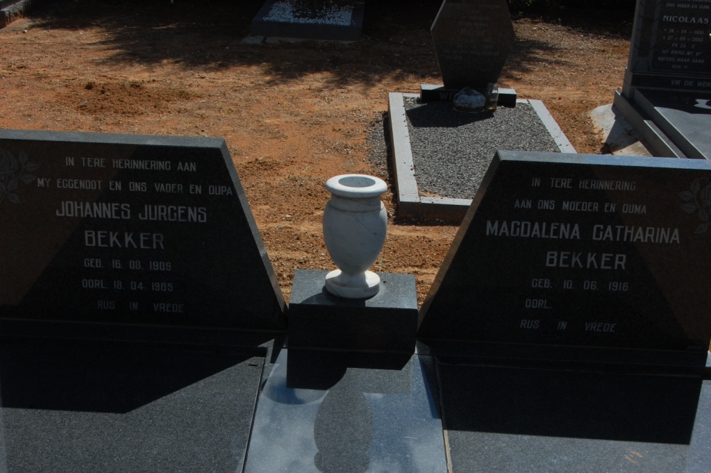 BEKKER Johannes Jurgens 1919-1985 &amp; Magdalena Catharina 191?-