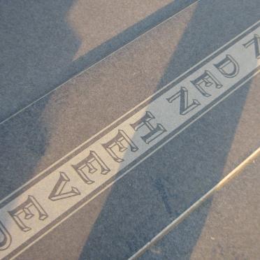 HEEVER Hermanus J.F., van den 1923-1991 &amp; Christina M. VAN NIEKERK 1927-1984