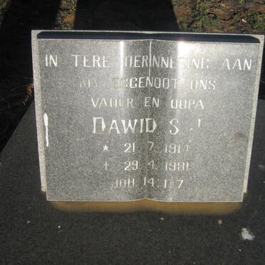 ROUX Dawid S.J., le 1914-1981 &amp; Anna M.A. 1919-1985