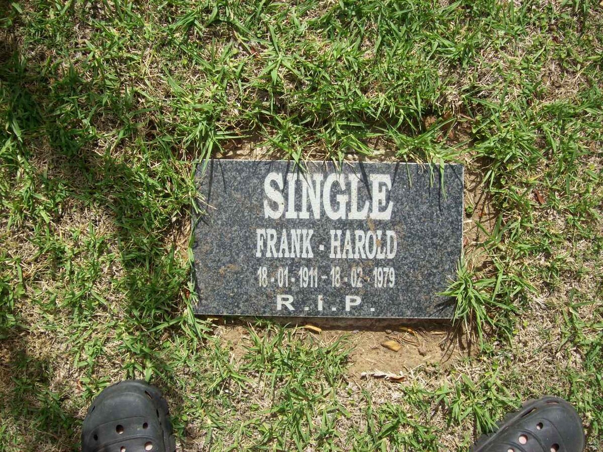 SINGLE Frank Harold 1911-1979