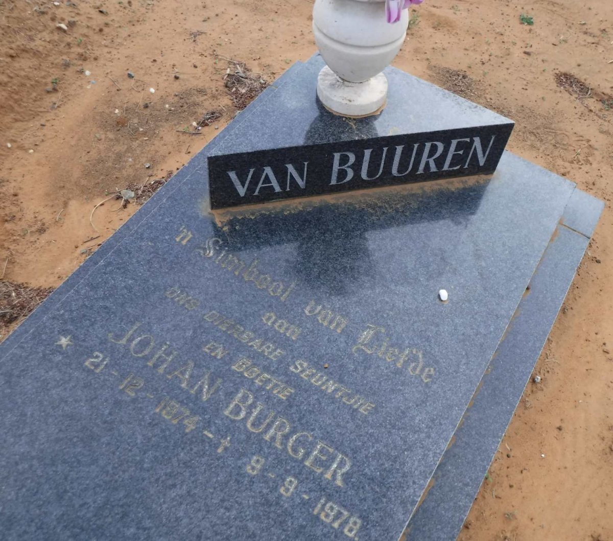 BUUREN Johan Burger, van 1974-1978