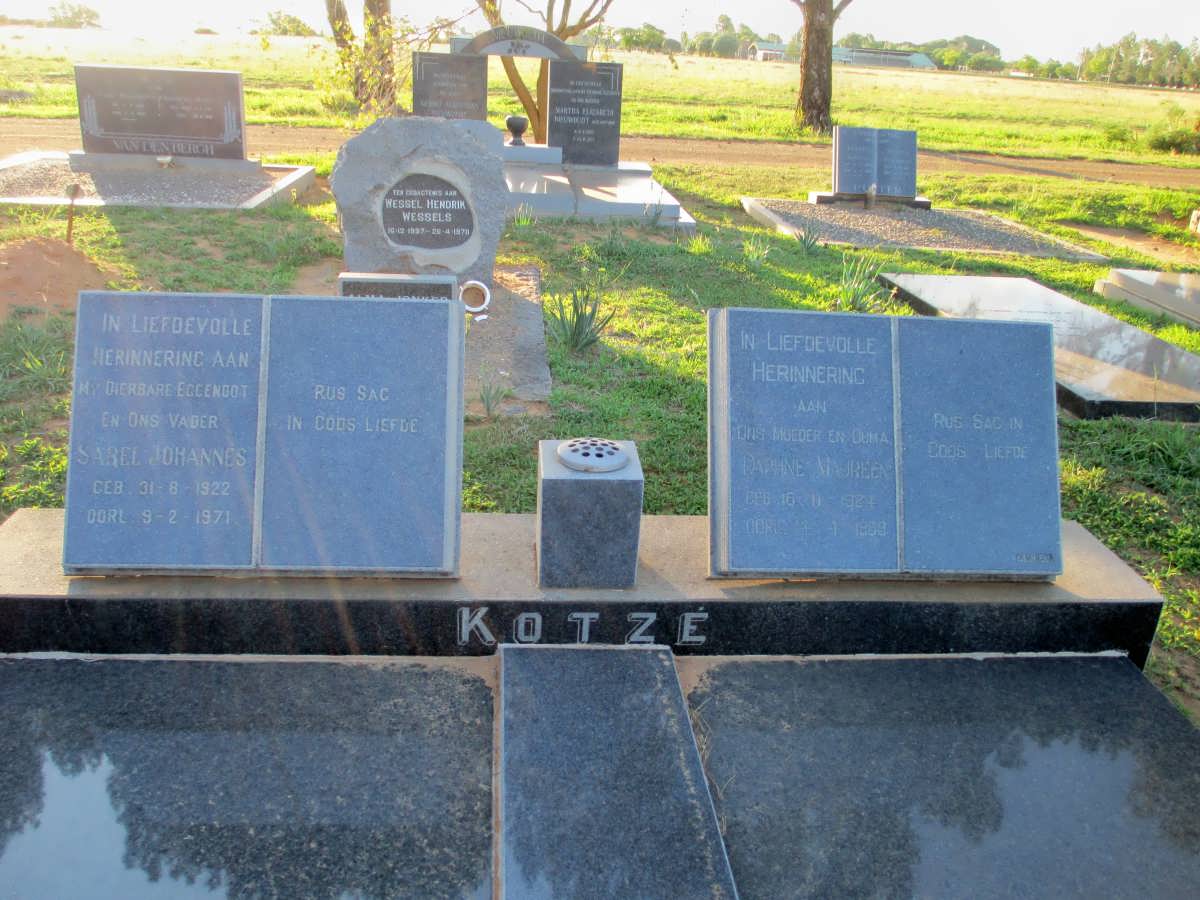 KOTZÉ Sarel Johannes 1922-1971 &amp; Daphne Maureen 1924-1989