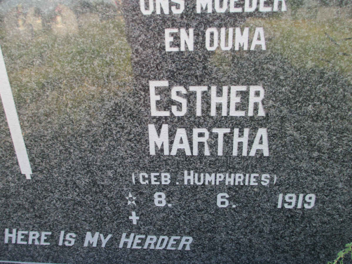 MAAS Esther Martha nee HUMPHRIES 1919-
