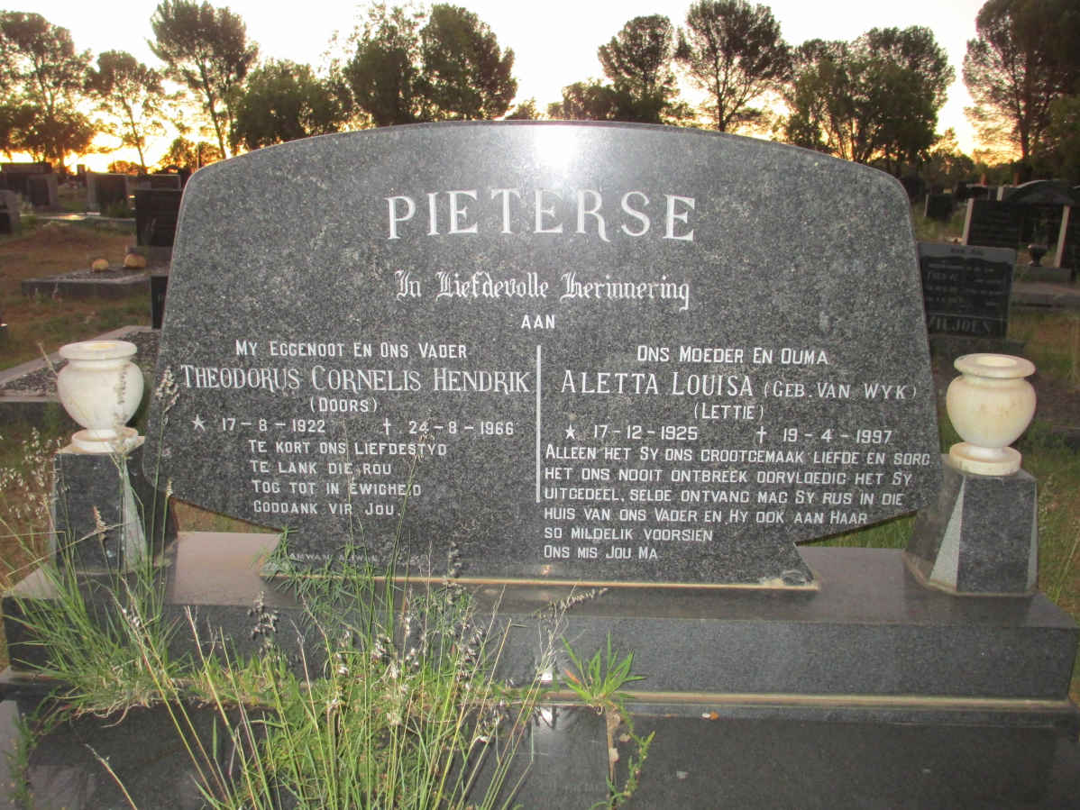 PIETERSE Theodorus Cornelis Hendrik 1922-1966 &amp; Aletta Louisa VAN WYK 1925-1997