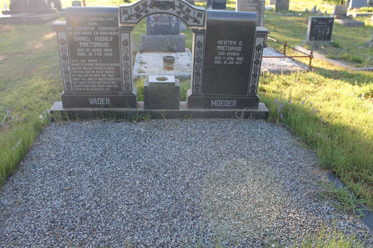 PRETORIUS Daniel Rudolf 1883-1950 &amp; Hester C. GOOSEN 1888-1971