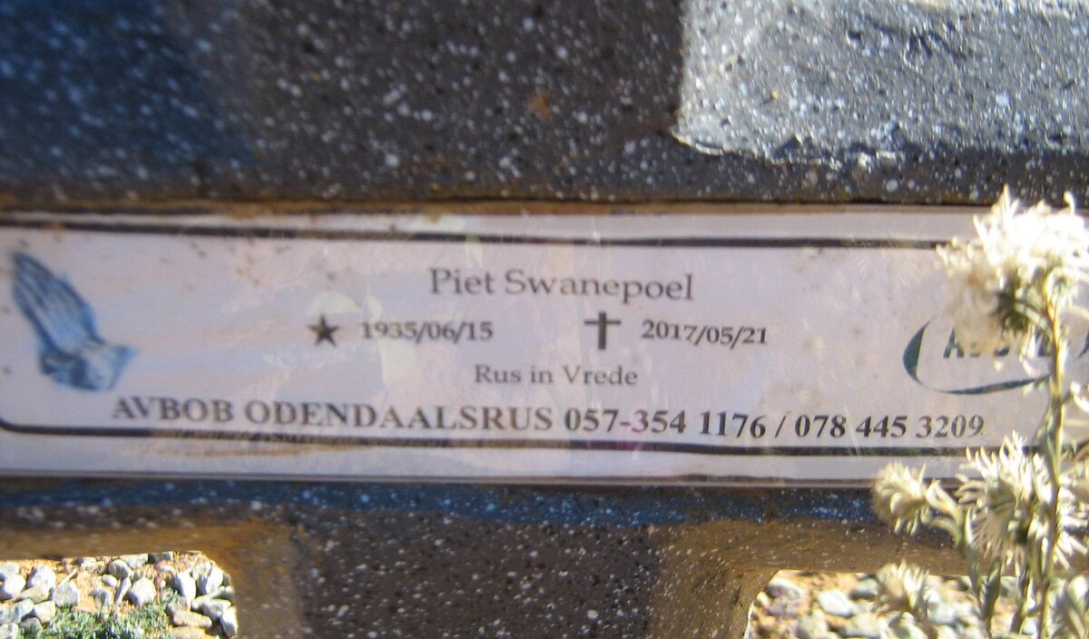 SWANEPOEL Piet 1935-2017
