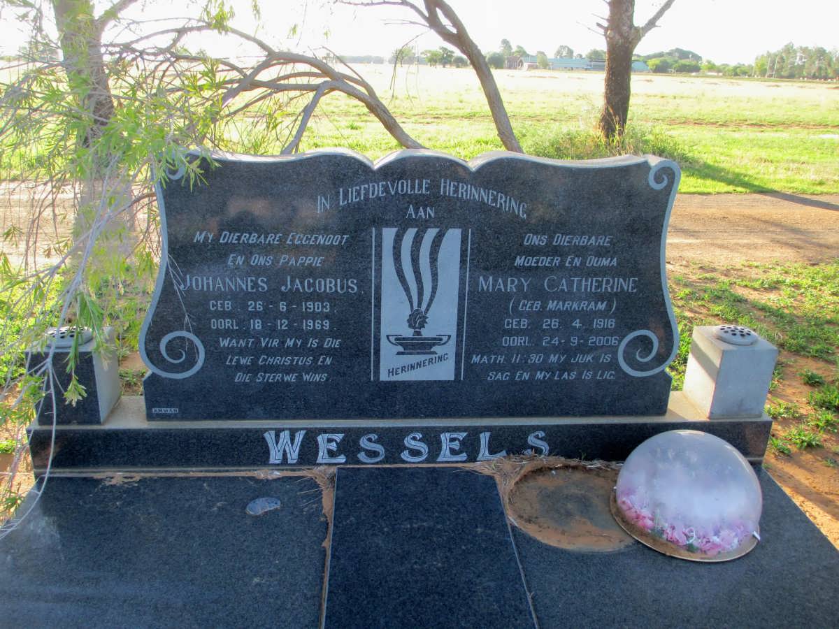 WESSELS Johannes Jacobus 1903-1969 &amp; Mary Catherine MARKRAM 1916-2006
