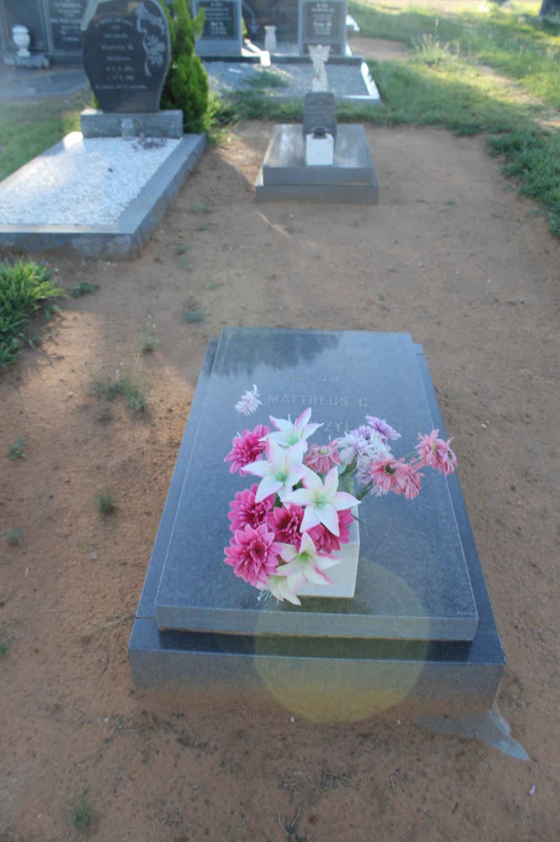 ZYL Mattheus C., van 1975-1975