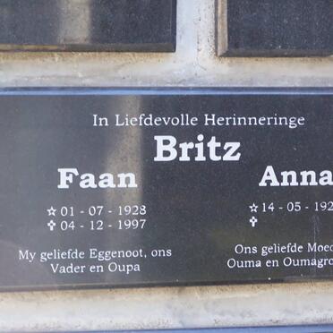 BRITZ Faan 1928-1997 &amp; Anna 1926-