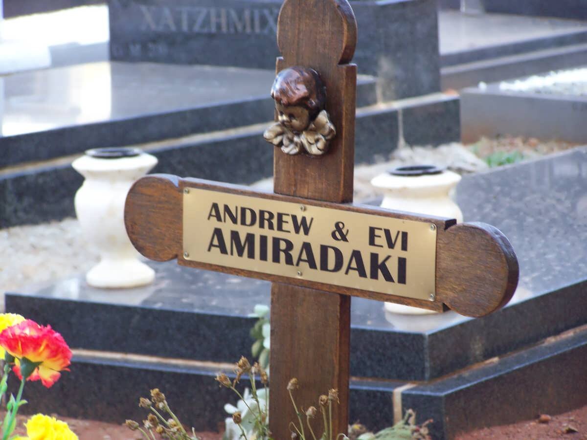 AMIRADAKI Andrew &amp; Evi