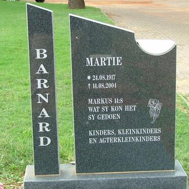 BARNARD Martie 1917-2004