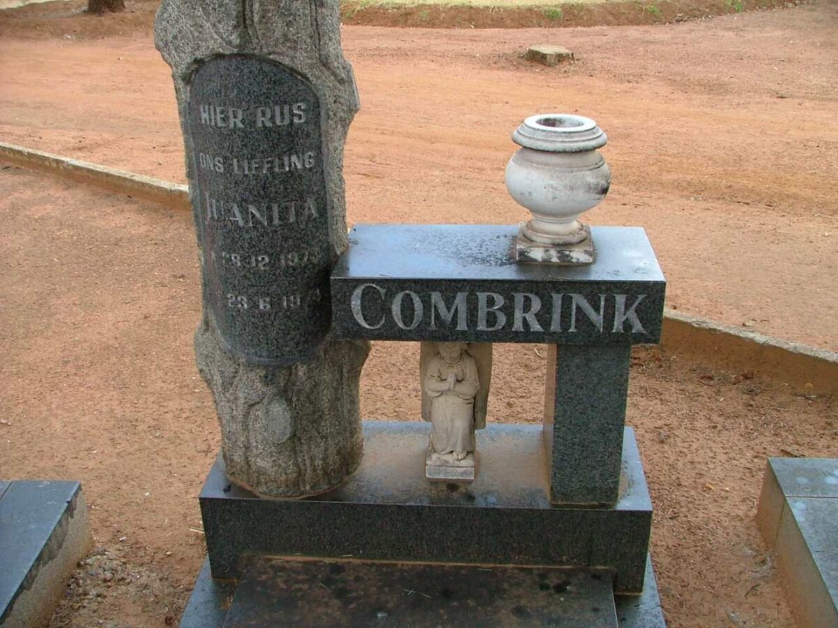 COMBRINK Juanita 1973-1974