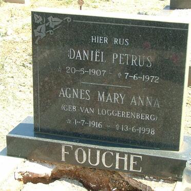 FOUCHE Daniël Petrus 1907-1972 &amp; Agnes Mary Anna VAN LOGGERENBERG 1916-1998