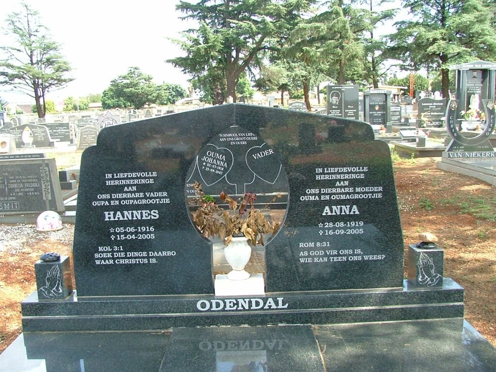 ODENDAL Hannes 1916-2005 &amp; Anna 1919-2005