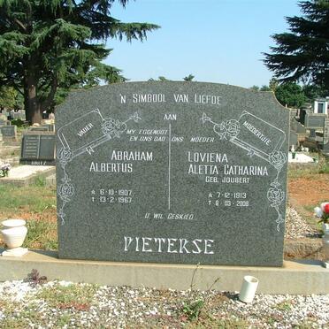 PIETERSE Abraham Albertus 1907-1967 &amp; Loviena Aletta Catharina JOUBERT 1913-2008