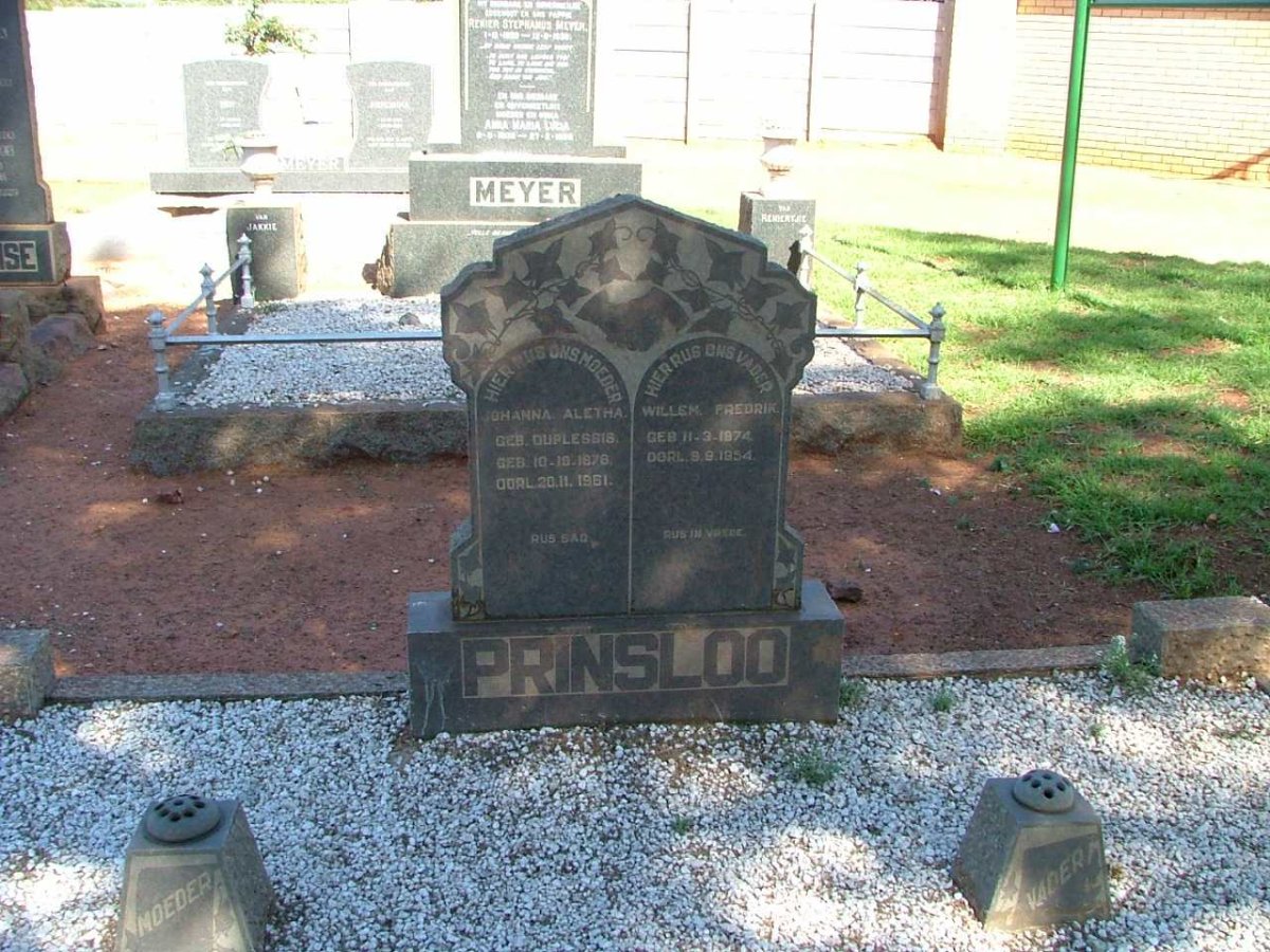 PRINSLOO Willem Fredrik 1874-1954 &amp; Johanna Aletha DU PLESSIS 1878-1961