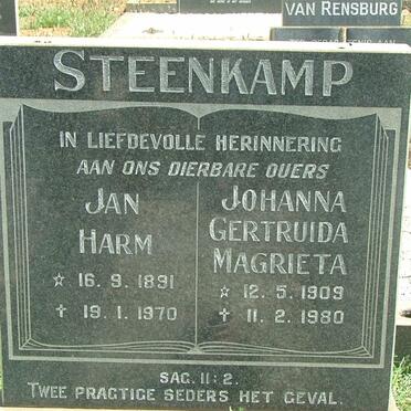 STEENKAMP Jan Harm 1891-1970 &amp; Johanna Gertruida Magrieta 1909-1980