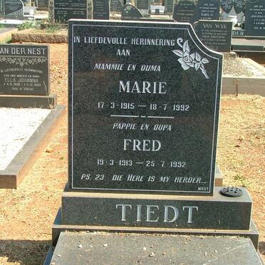 TIEDT Fred 1913-1992 &amp; Marie 1915-1992
