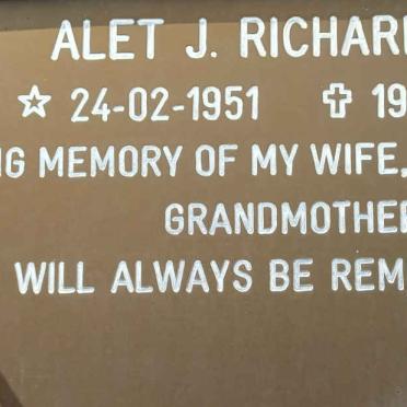 R - Vanne :: Surnames - R