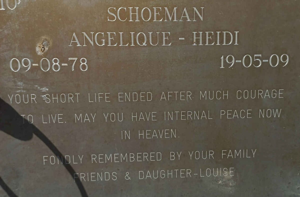 SCHOEMAN Angelique-Heidi 1978-2009