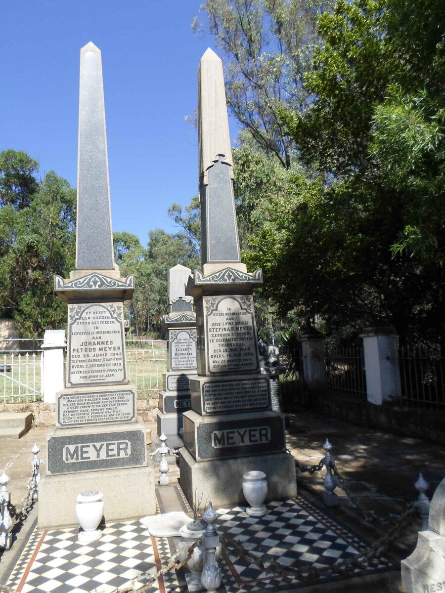 MEYER Johannes Petrus 1842-1919 &amp; Stefina P. STRYDOM 1844-1924