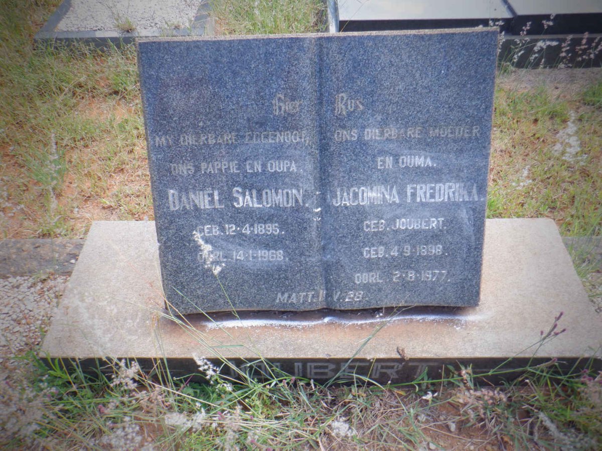 JOUBERT Daniël Salomon 1895-1968 &amp; Jacomina Fredrika JOUBERT 1898-1977