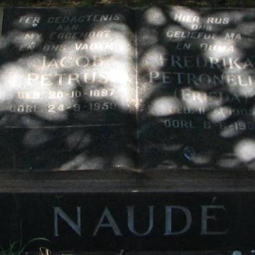 NAUDE Jacob Petrus 1897-1959 &amp; Fredrika Petronella 1905-1992