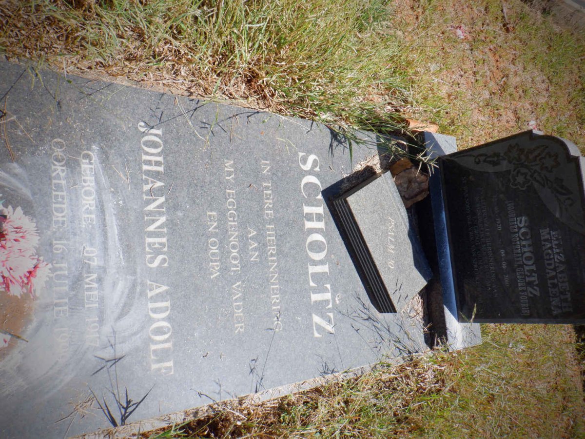 SCHOLTZ Johannes Adolf 1917-1999 &amp; Elizabeth Magdalena formerly ROTHMAN nee FOURIE 1920-2010