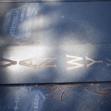 WYK Stefanus Johannes, van 1914-1981 &amp; Cornelia Petronella SCHEEPERS 1916-1987