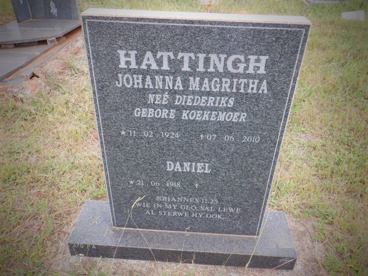 HATTINGH Daniel 1918- &amp; Johanna Magritha KOEKEMOER formerly DIEDERIKS 1924-2010