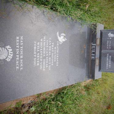 JULIE Isaac 1955-2006