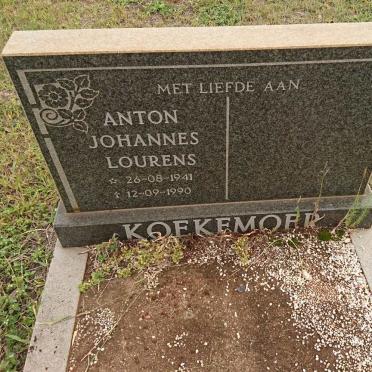KOEKEMOER Anton Johannes Lourens 1941-1990