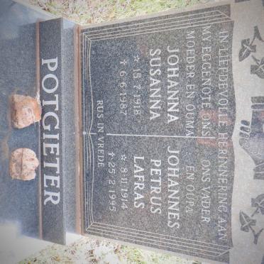 POTGIETER Johannes Petrus Lafras 1914-1995 &amp; Johanna Susanna 1918-1987