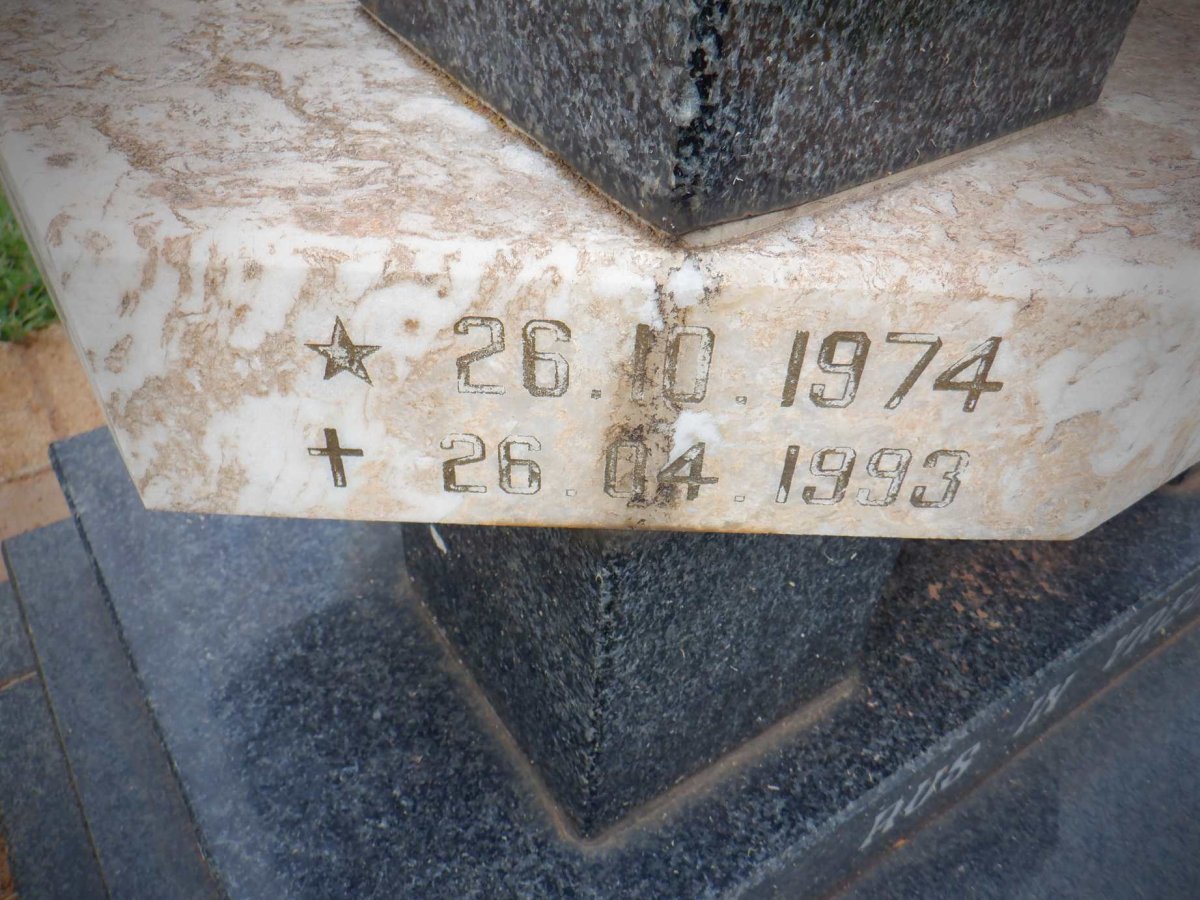 PRETORIUS Gerrie 1974-1993