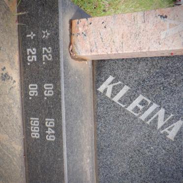 TAYLOR Kok 1942- &amp; Kleina 1949-1998