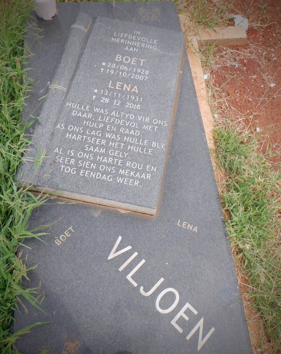 VILJOEN Boet 1928-2007 &amp; Lena 1931-2016