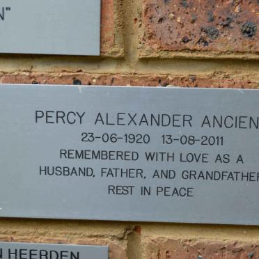 ANCIENT Percy Alexander 1920-2011