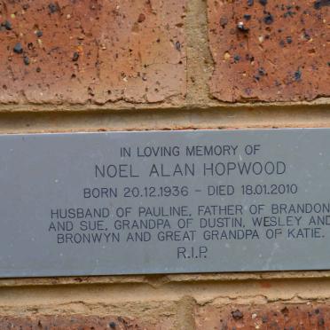 HOPWOOD Noel Alan 1936-2010
