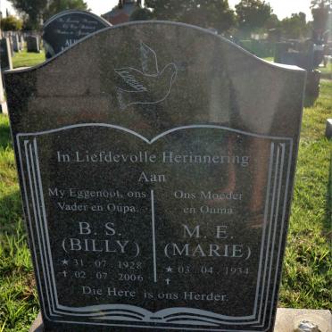 BEZUIDENHOUT B.S. 1928-2006 &amp; M.E. 1934-