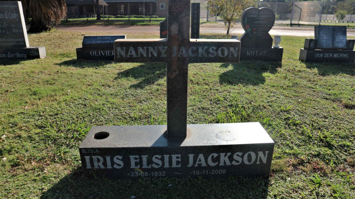 JACKSON Iris Elsie 1932-2000