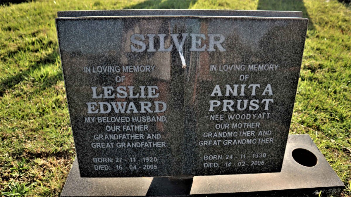 SILVER Leslie Edward 1920-2005 &amp; Anita Prust WOODYATT 1930-2006