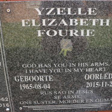 FOURIE Yzelle Elizabeth 1965-2015