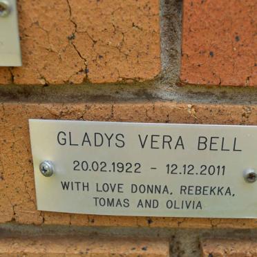 BELL Gladys Vera 1922-2011